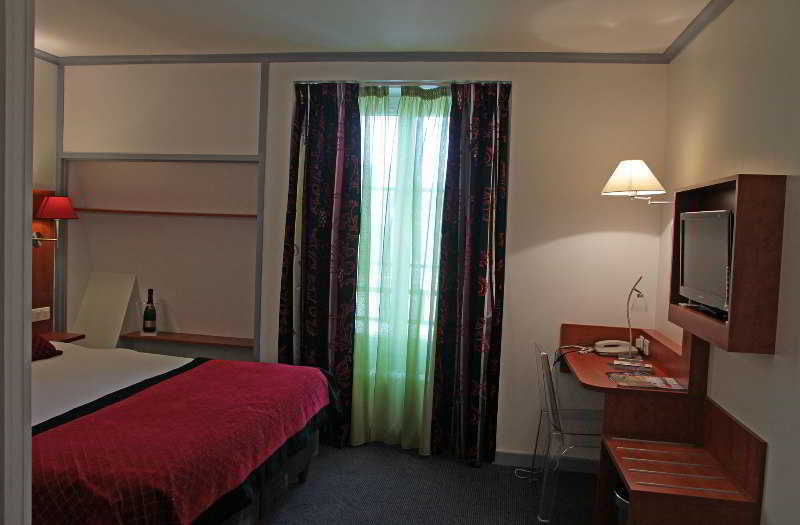 เบสต์ เวสเทิร์น โฮเทล ซองทร์ แร็งส์  Hotel ภายนอก รูปภาพ
